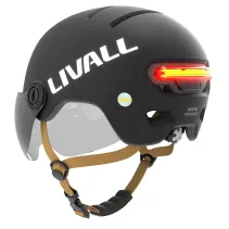 Kask Livall L23 czarny 58-62cm z szybką ochronną LED/SOS