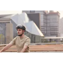 Kask Livall L23 czarny 58-62cm z szybką ochronną LED/SOS