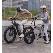 Kask Livall L23 biały 54-58cm z szybką ochronną LED/SOS - B2B Netinet