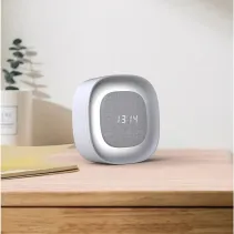 Wielofunkcyjny budzik z regulowanym światłem nocnym