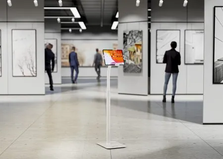 Uchwyty do tabletów – wygoda i bezpieczeństwo